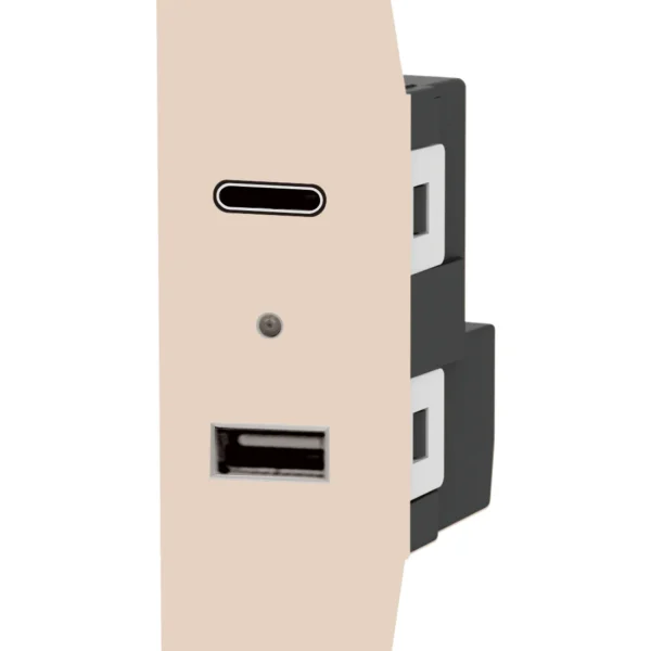 بريزة USB & T.C  كيون - ذهبي